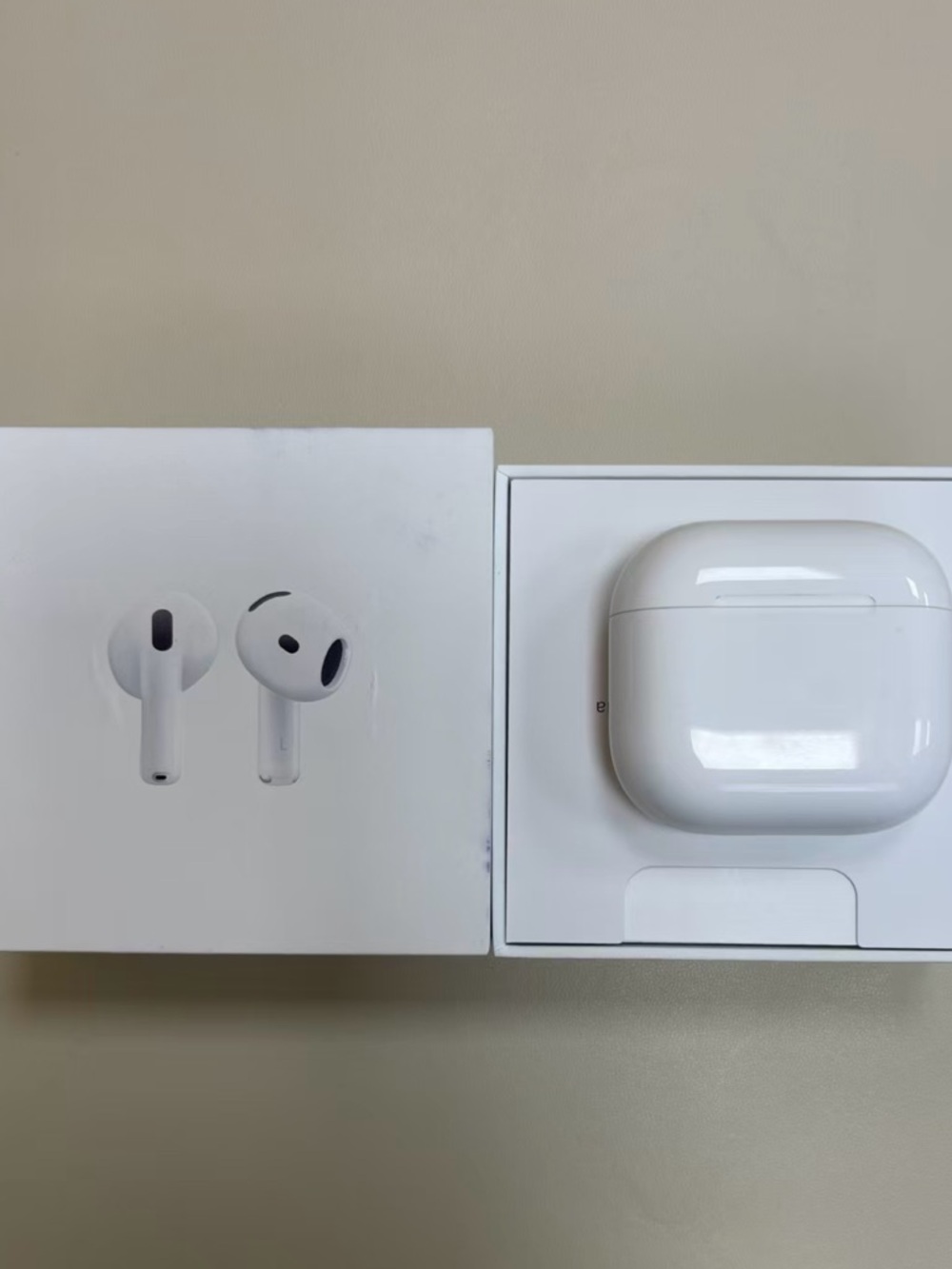 Apple AirPods